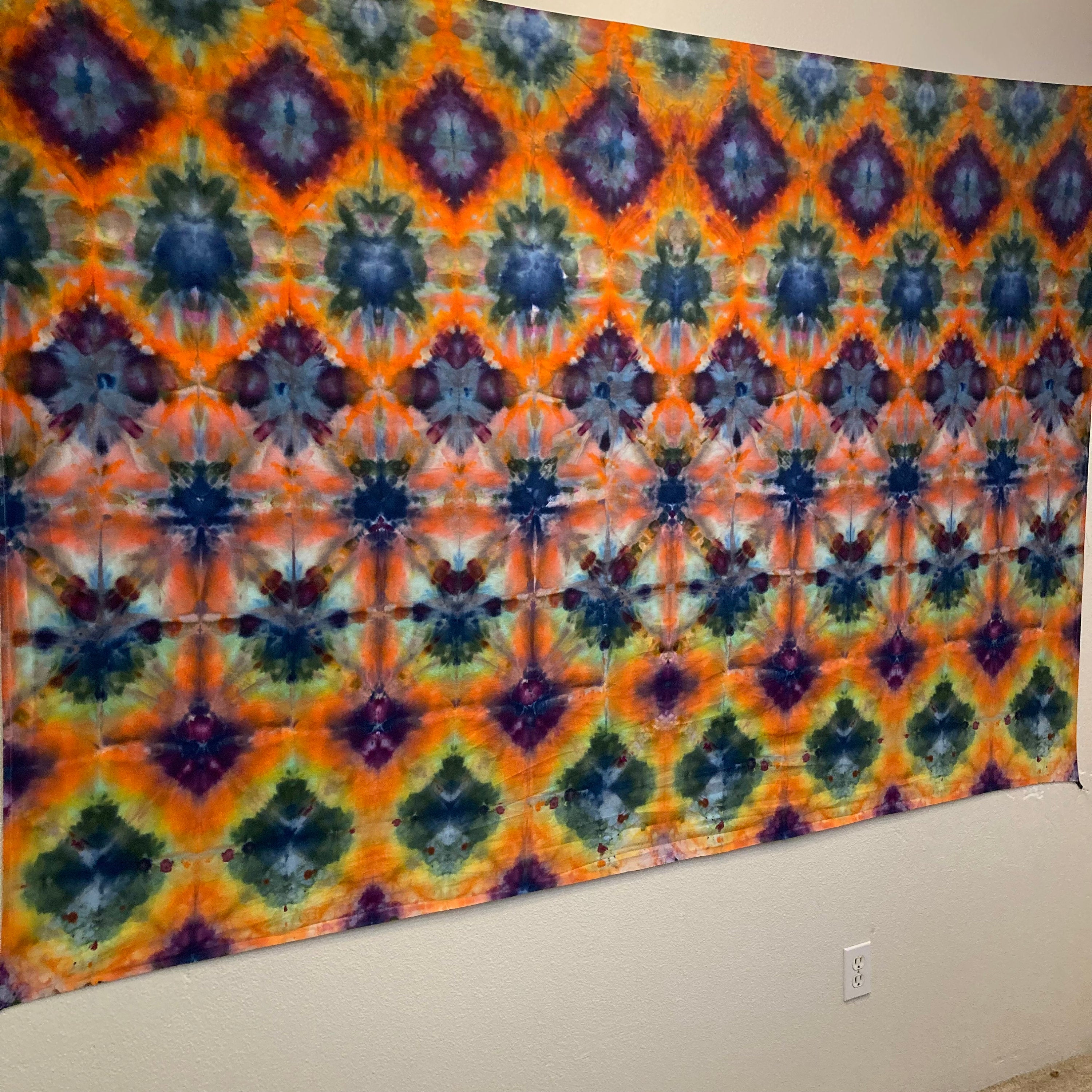 Psychedelic Wall Hanging | Trippy Tie Dye Tapestry | Ice Dye Tapestry | Fractal Tapestry | Above Bed Decor | Psytrance Art