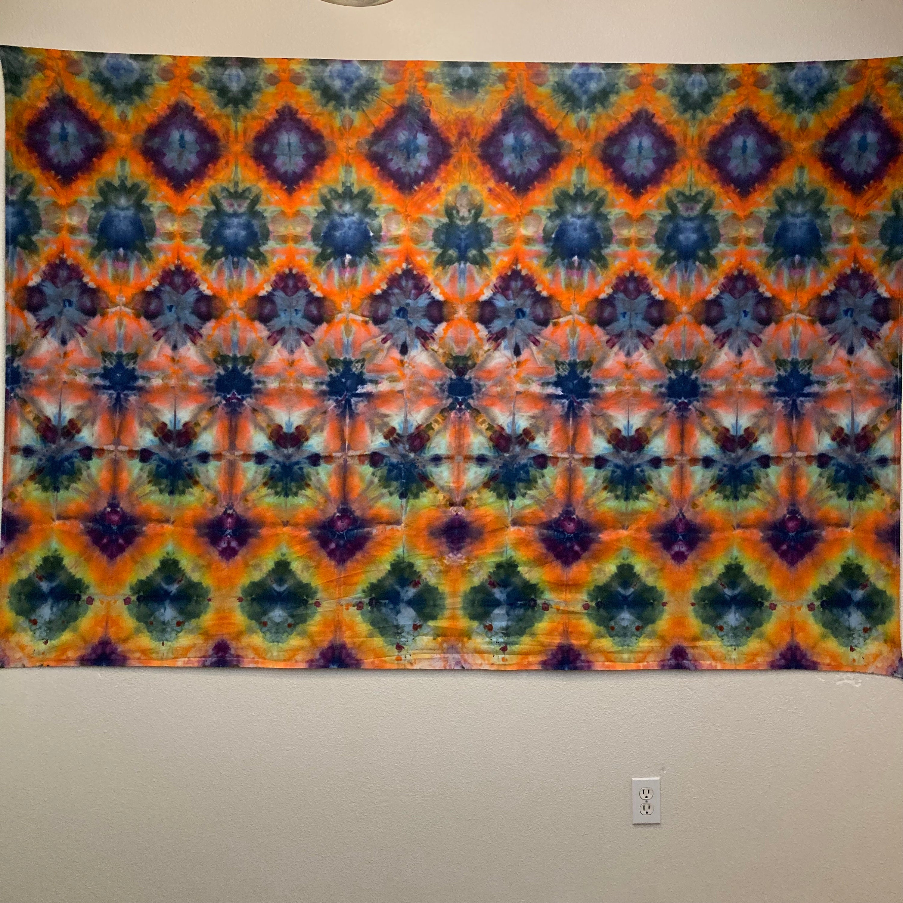 Psychedelic Wall Hanging | Trippy Tie Dye Tapestry | Ice Dye Tapestry | Fractal Tapestry | Above Bed Decor | Psytrance Art