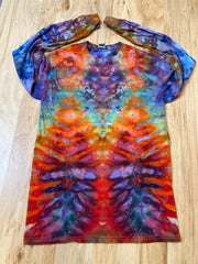 Small Shirt | Handmade Fractal Shirt | Trippy Tie Dye Tee | Lotus Flower Shirt | Oversized Tee | Psychedelic Shirt | Long Sleeve Yoga Tee