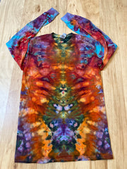Small Shirt | Handmade Fractal Shirt | Trippy Tie Dye Tee | Lotus Flower Shirt | Oversized Tee | Psychedelic Shirt | Long Sleeve Yoga Tee