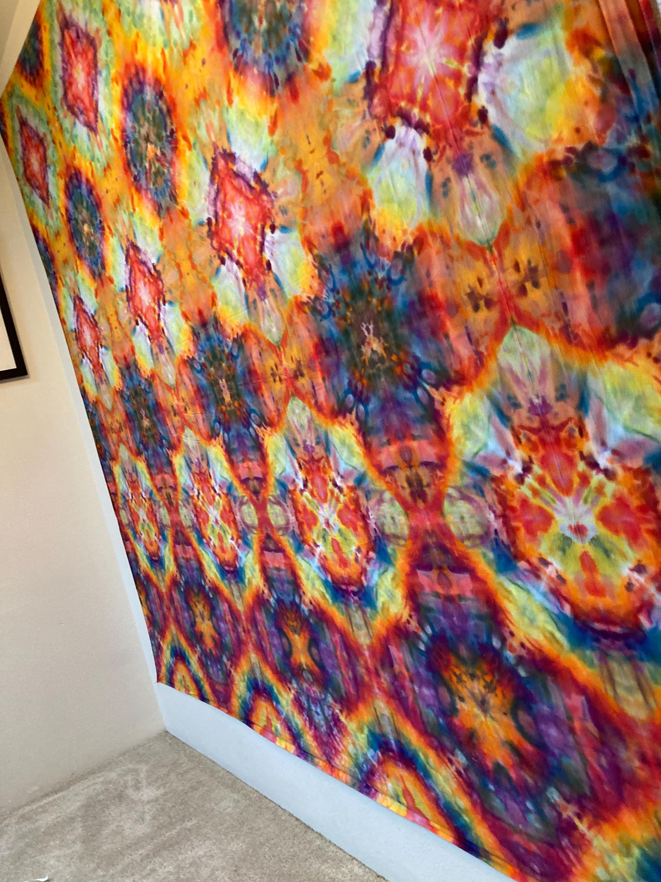 Psychedelic Wall Hanging | Trippy Tie Dye Tapestry | Ice Dye Tapestry | Fractal Tapestry | Above Bed Decor | Psytrance Art