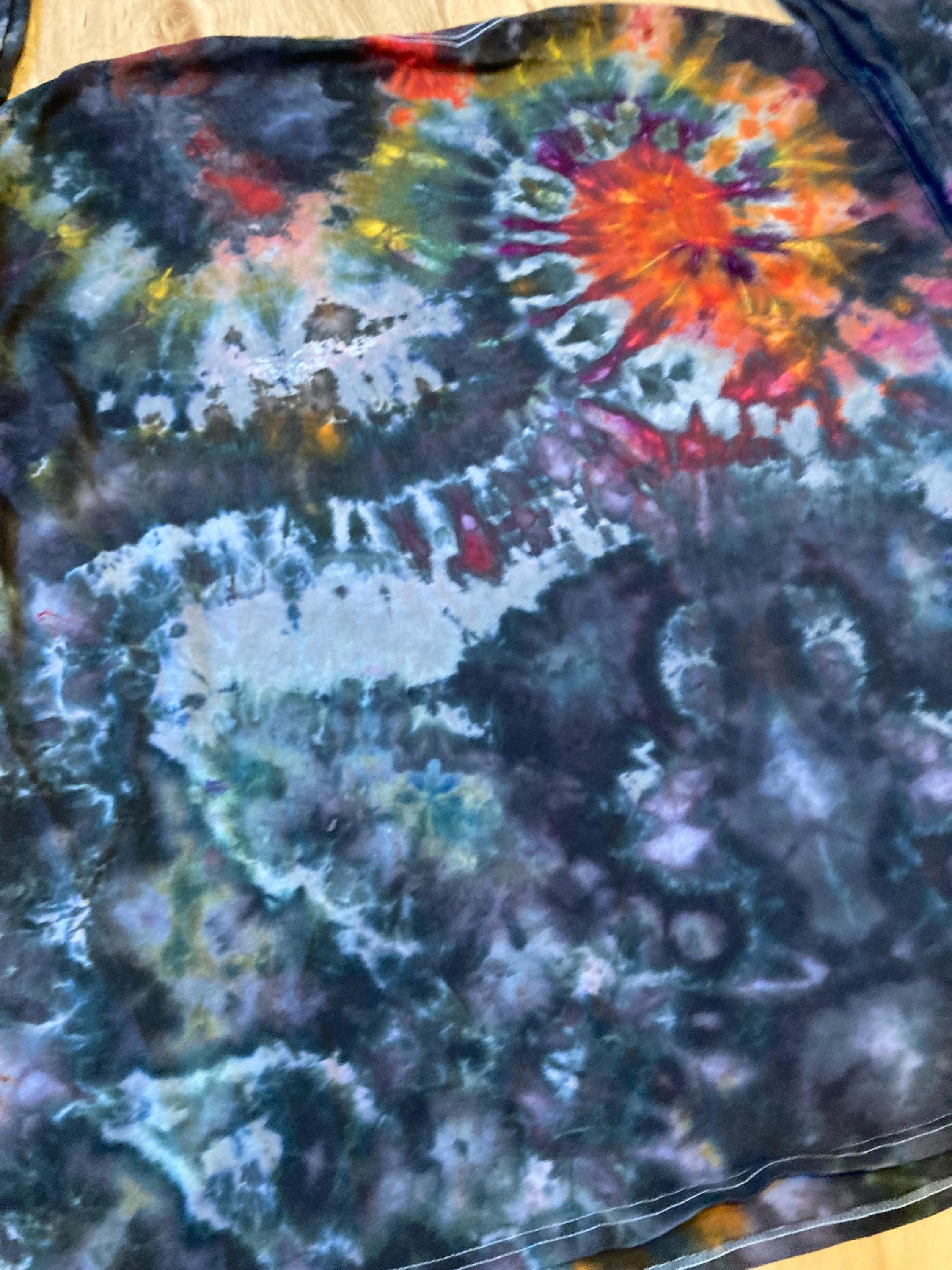 3XL Shirt | Handmade Special Mandala Shirt | Trippy Tie Dye | Lotus Flower Shirt | Oversized Tee | Psychedelic Shirt | Long Sleeve Yoga Tee