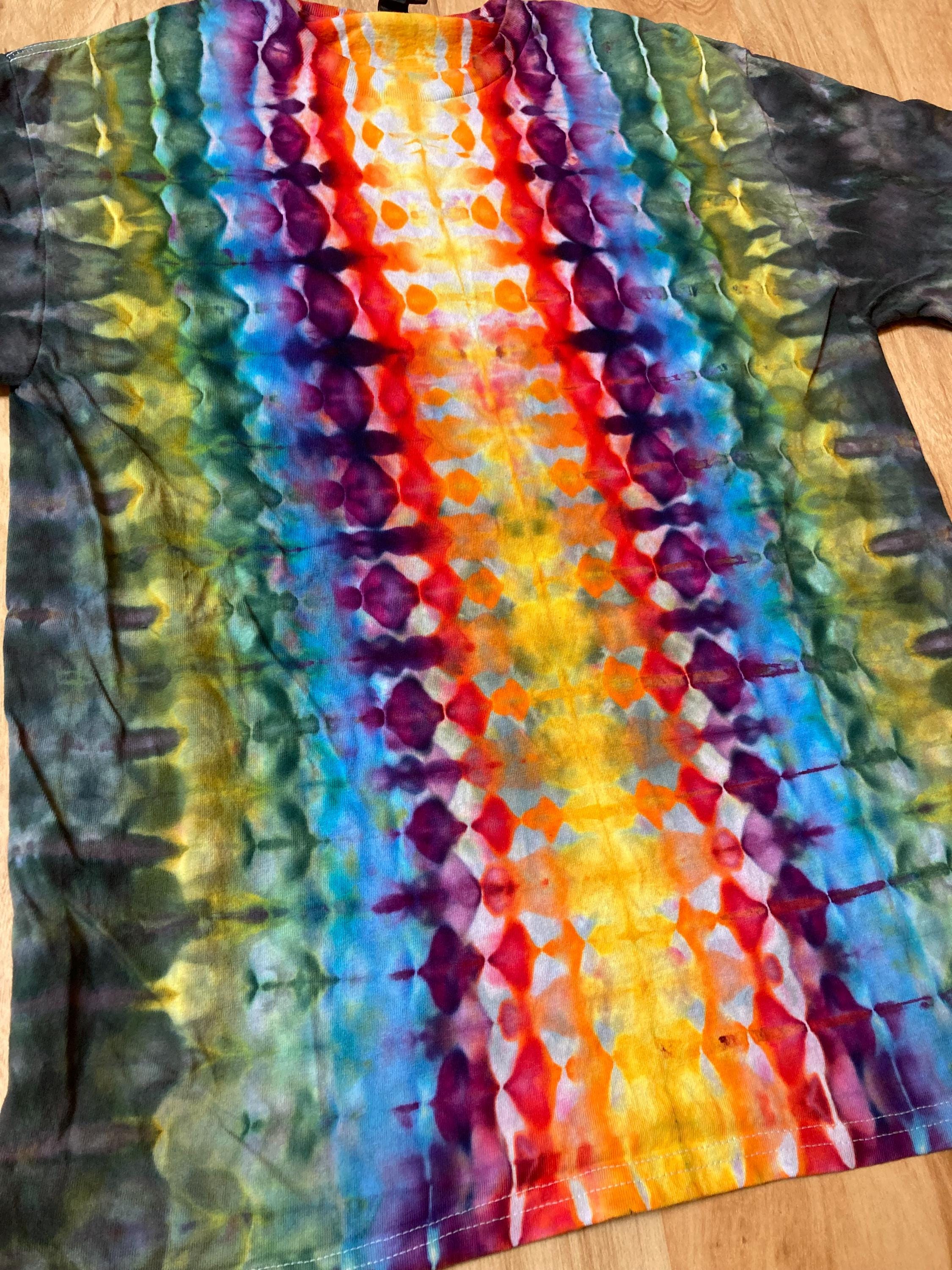 Medium Shirt | Fractal Tie Dye Shirt | Psychedelic T Shirt | Galaxy Ice Dye Shirt | Festival Shirt | Mandala Psytrance Shirt | Geode Tie Dye
