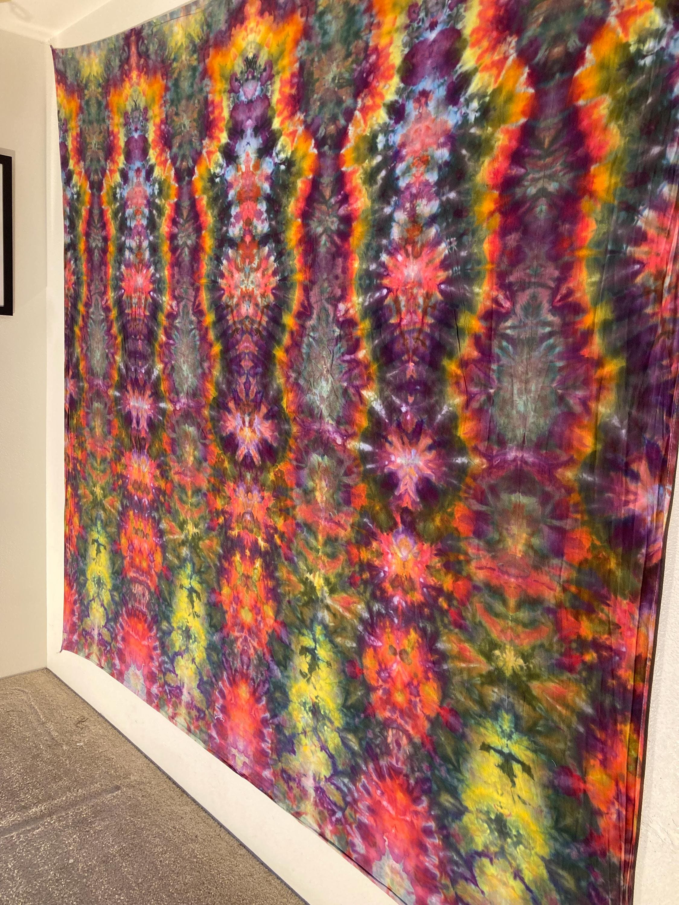 Psychedelic Wall Hanging | Trippy Tie Dye Tapestry | Ice Dye Tapestry | Fractal Tapestry | Above Bed Decor | Psytrance Art