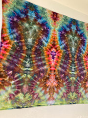 Psychedelic Wall Hanging | Trippy Tie Dye Tapestry | Ice Dye Tapestry | Fractal Tapestry | Above Bed Decor | Psytrance Art