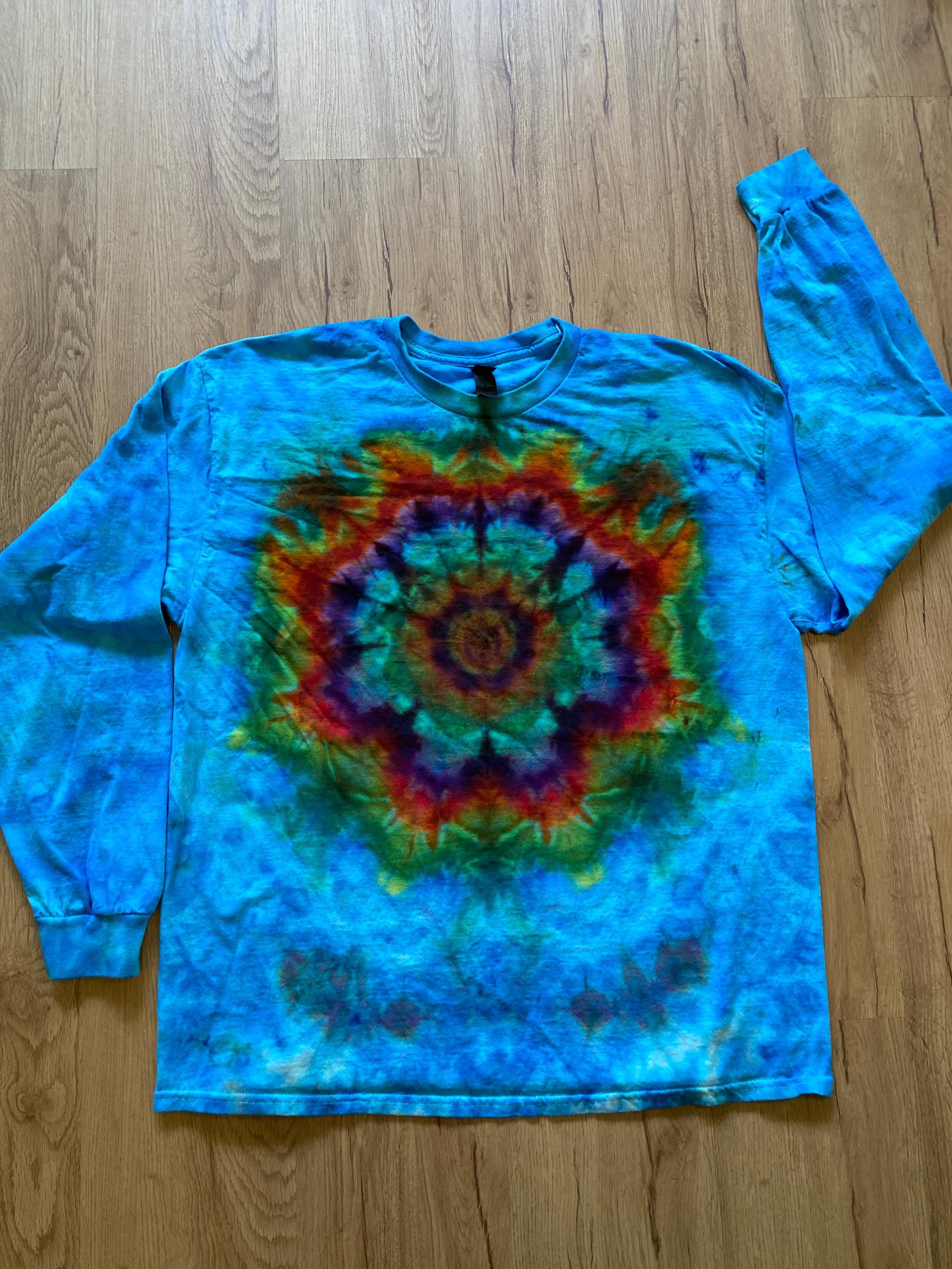 XL Shirt | Handmade Mandala Shirt | Trippy Tie Dye Tee | Lotus Flower Shirt | Oversized Tee | Psychedelic Shirt | Long Sleeve Yoga Tee