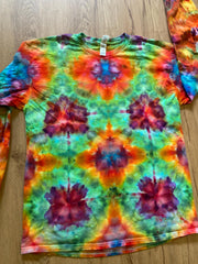 Large Shirt | Handmade fractal Shirt | Trippy Tie Dye Tee | Lotus Flower Shirt | Oversized Tee | Psychedelic Shirt | Long Sleeve Yoga Tee