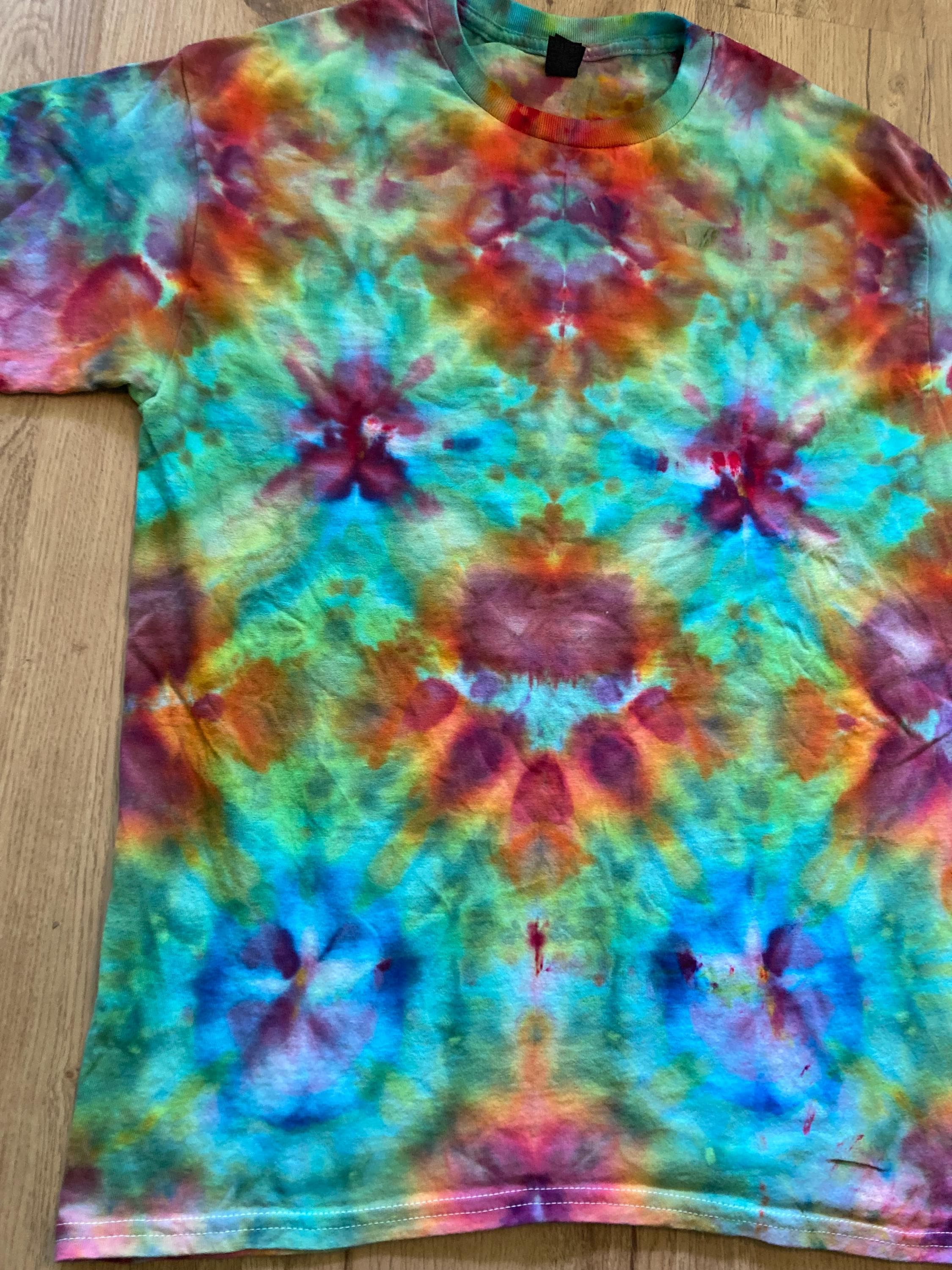 Medium Shirt | Fractal Tie Dye Shirt | Psychedelic T Shirt | Galaxy Ice Dye Shirt | Festival Shirt | Mandala Psytrance Shirt | Geode Tie Dye