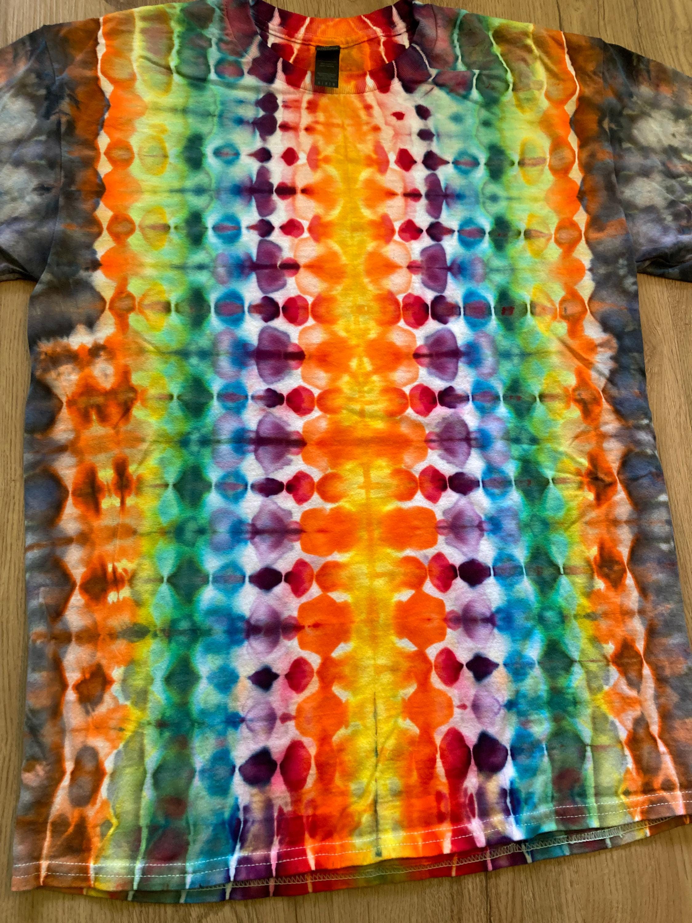 Medium Shirt | Fractal Tie Dye Shirt | Psychedelic T Shirt | Galaxy Ice Dye Shirt | Festival Shirt | Mandala Psytrance Shirt | Geode Tie Dye