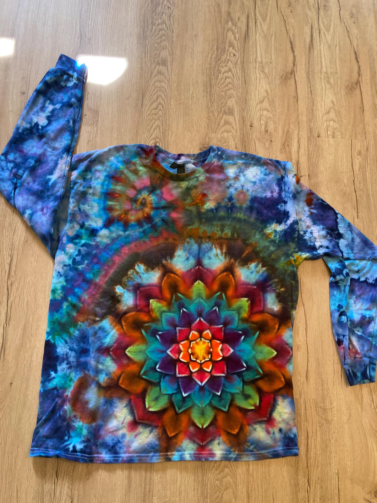 XL Shirt | Handmade Special Mandala Shirt | Trippy Tie Dye | Lotus Flower Shirt | Oversized Tee | Psychedelic Shirt | Long Sleeve Yoga Tee