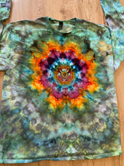 XL Shirt | Handmade Mandala Shirt | Trippy Tie Dye Tee | Lotus Flower Shirt | Oversized Tee | Psychedelic Shirt | Long Sleeve Yoga Tee
